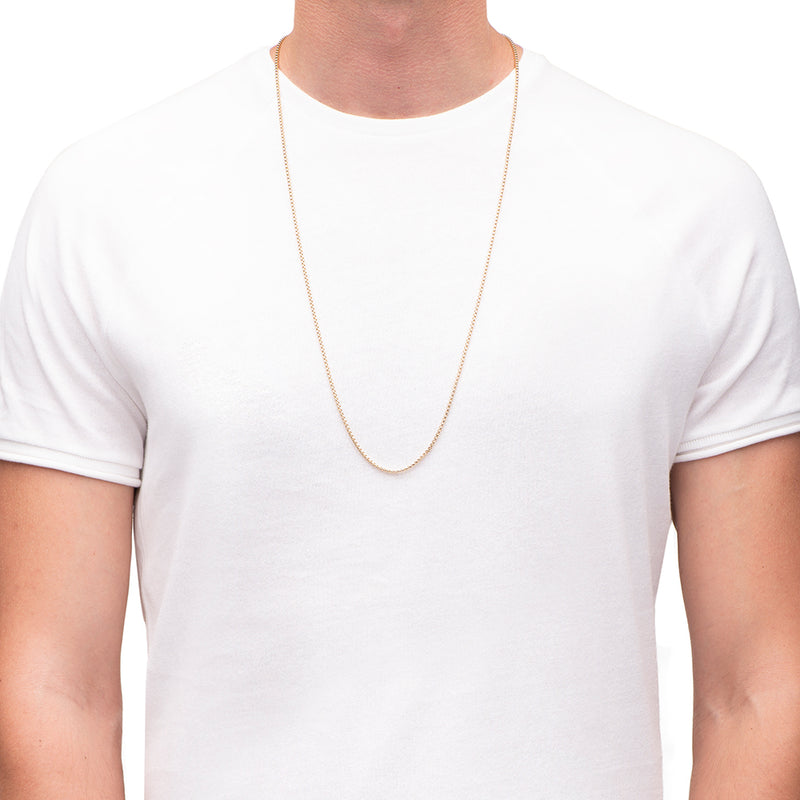 The Rounded Box Chain, 85 cm · Below the chest